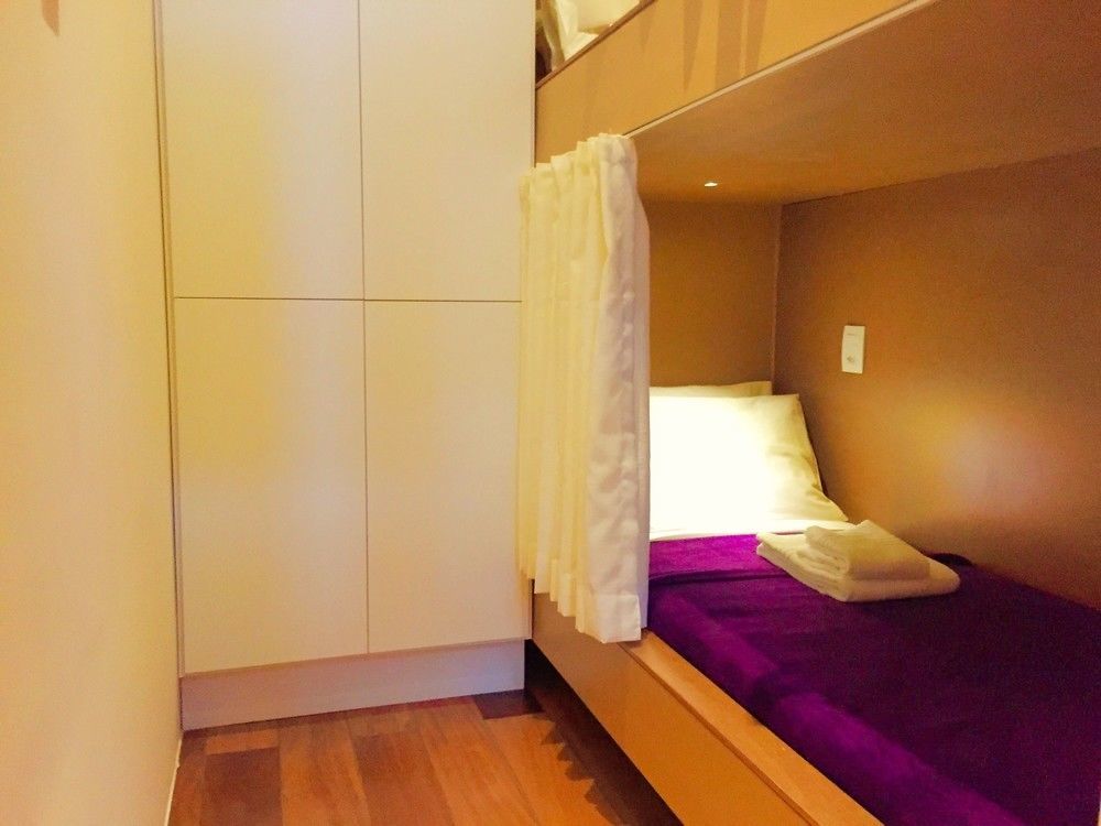 Hostel 25 *