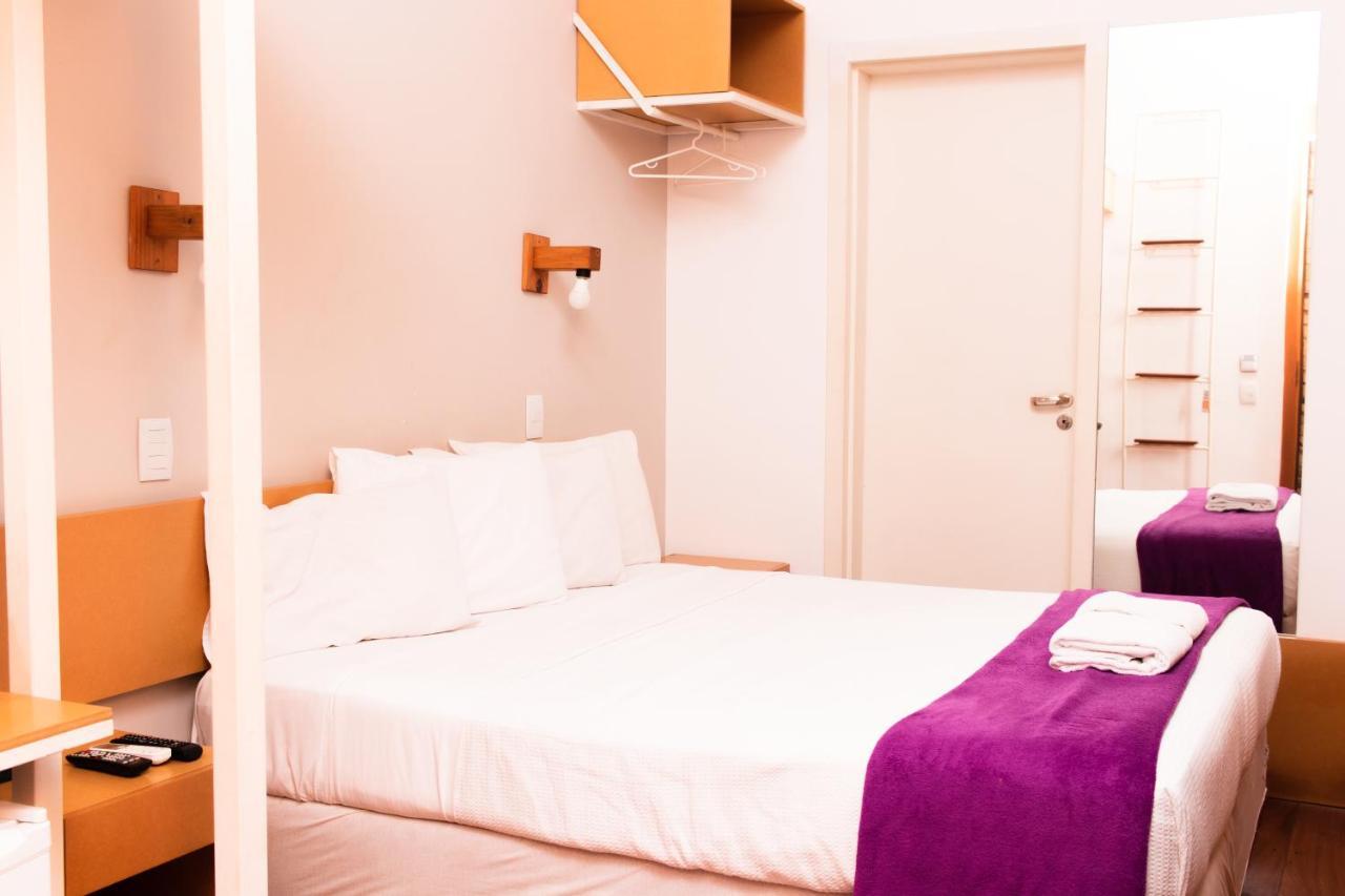 25 Hostal
