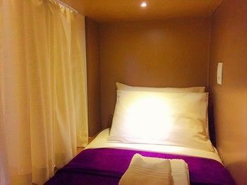 25 Hostal *